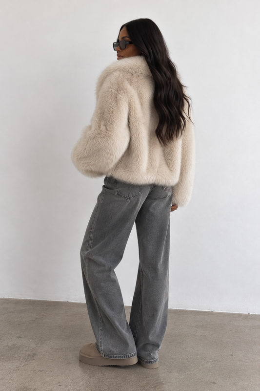 DEMURE - FAUX FUR COAT