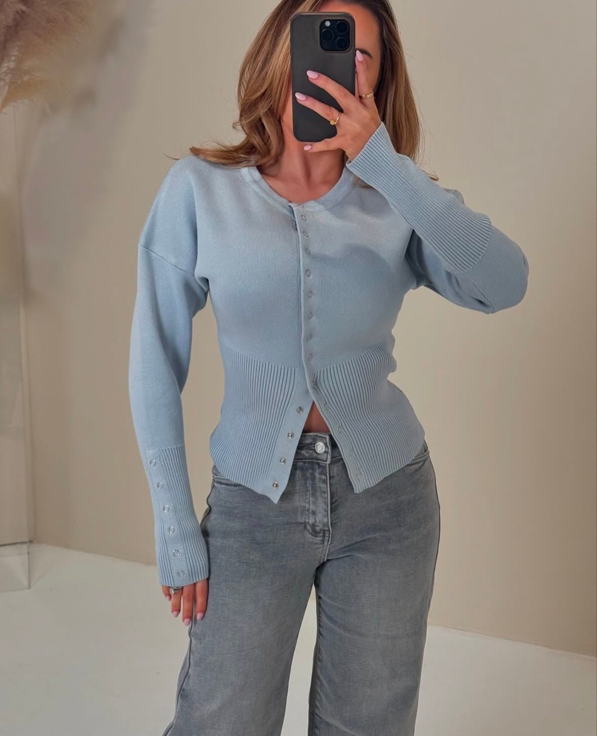 GINA - HARLOWE