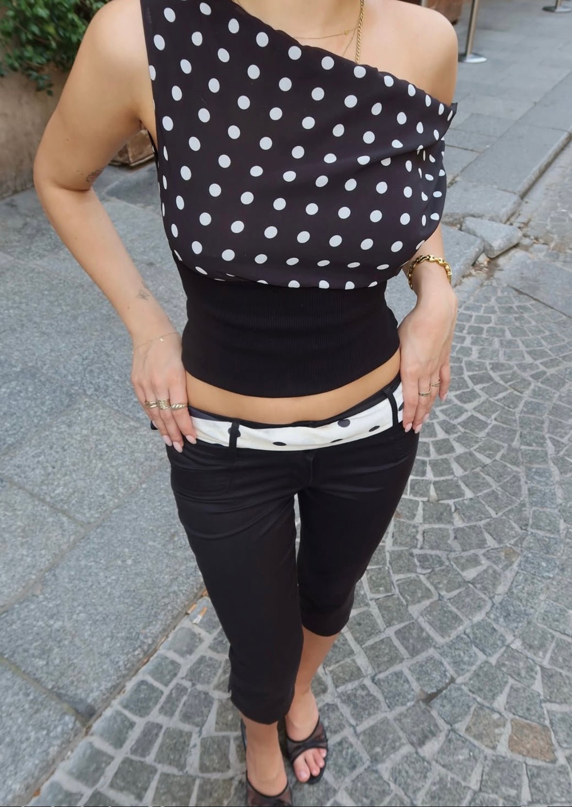 CLEO - HARLOWE