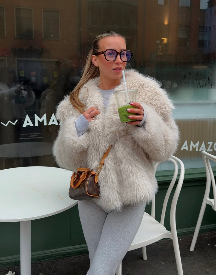 DEMURE - FAUX FUR COAT