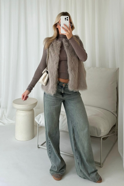 HEIDI - FAUX FUR GILET