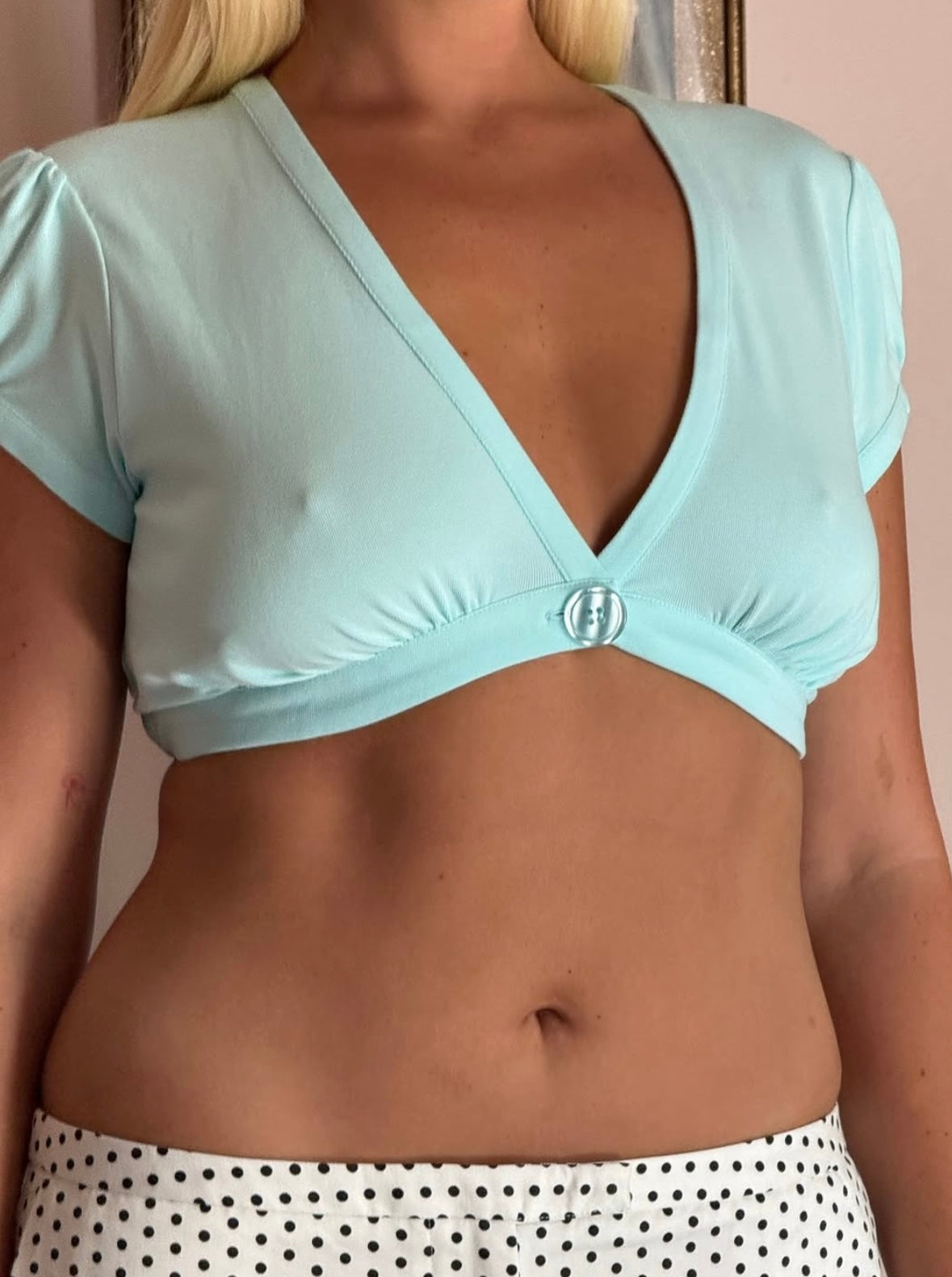 ARLO - CROP BUTTONED TOP