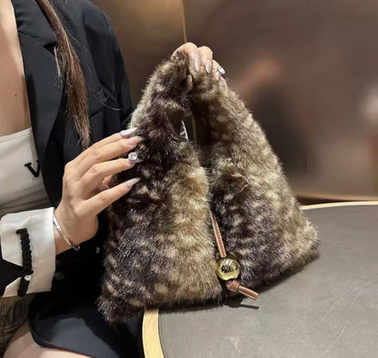 VIENNA - FAWN PRINT FAUX FUR BAG
