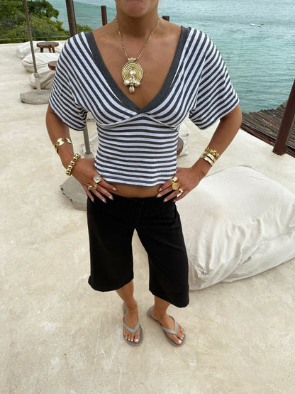 ANNIE - STRIPED V NECK TOP