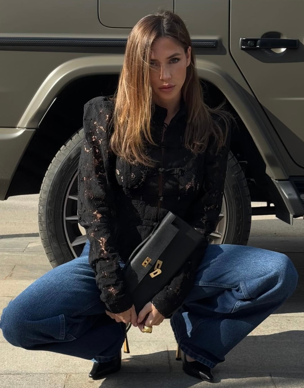 ELSA - LACE BRODERIE TOP