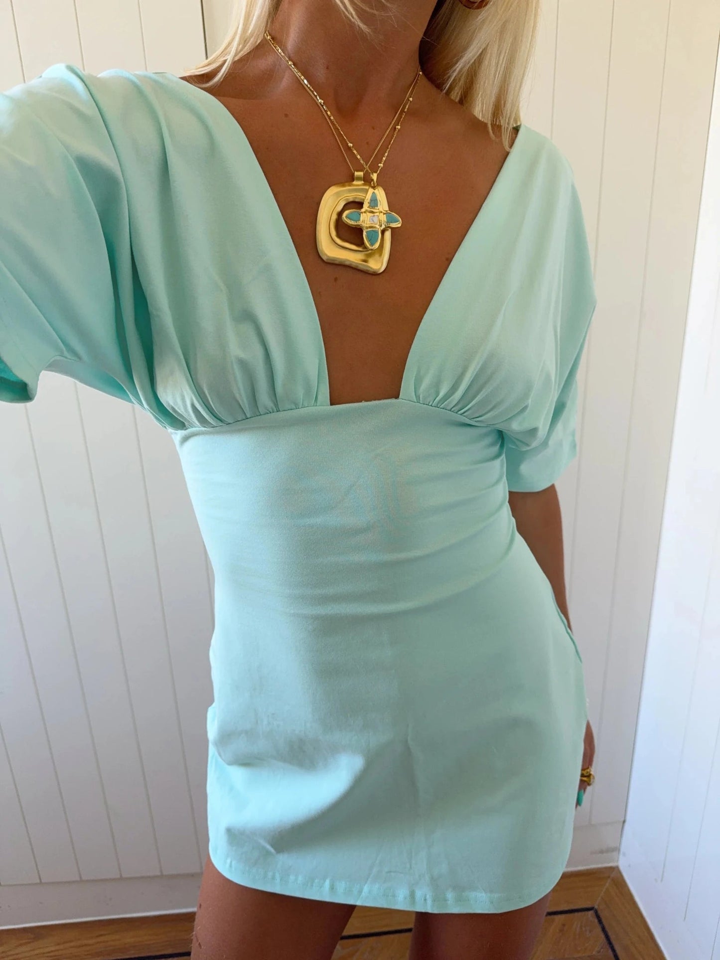 CAPRICE - V-NECK MINI DRESS