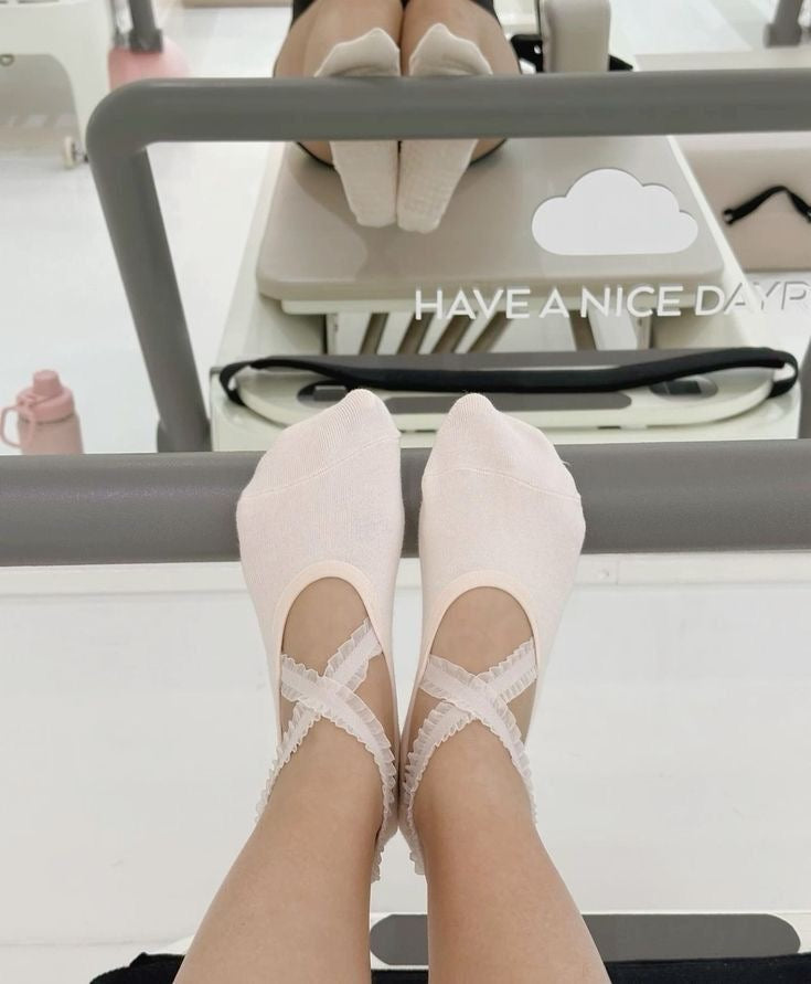 ESME - PILATES GRIP SOCKS