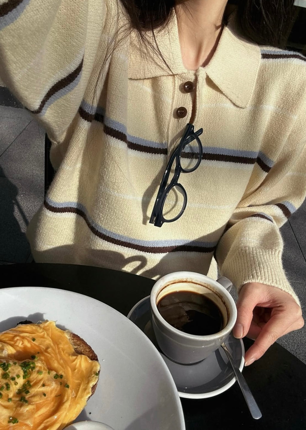 BEA - STRIPED SWEATER