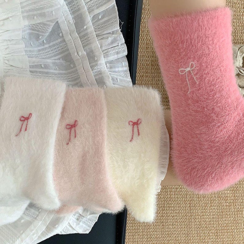 EVIE - 4 PACK BOW SLIPPER SOCKS