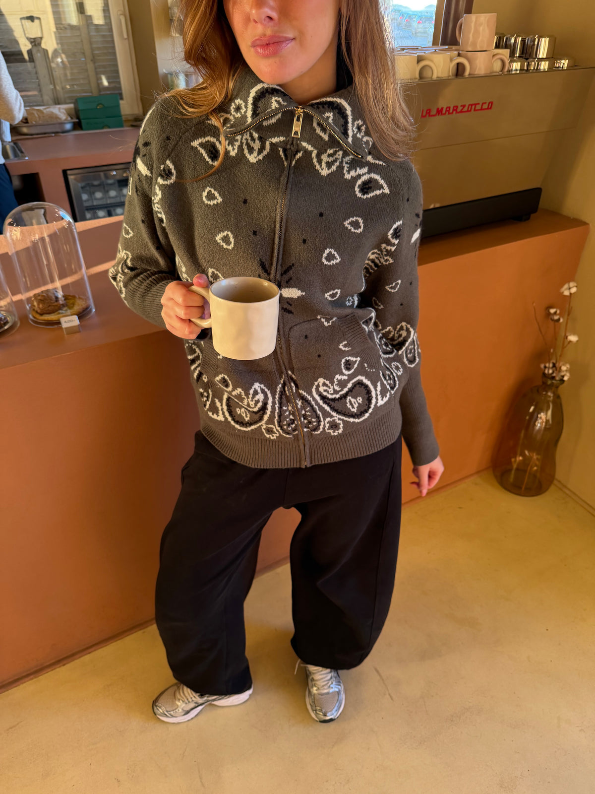 JOEY - PAISLEY ZIP UP CARIDGAN