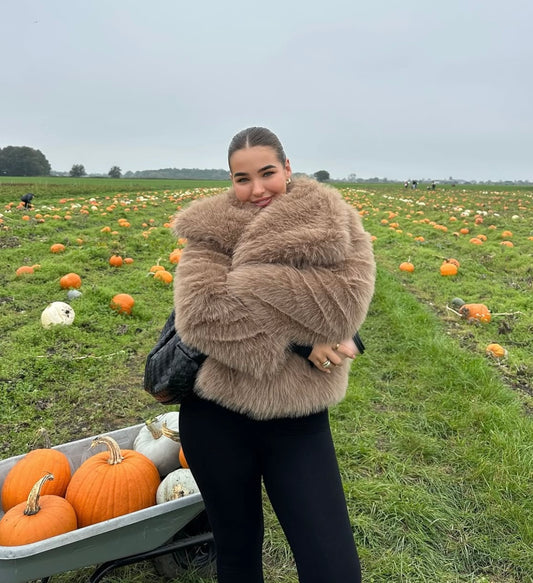 DEMURE - FAUX FUR COAT