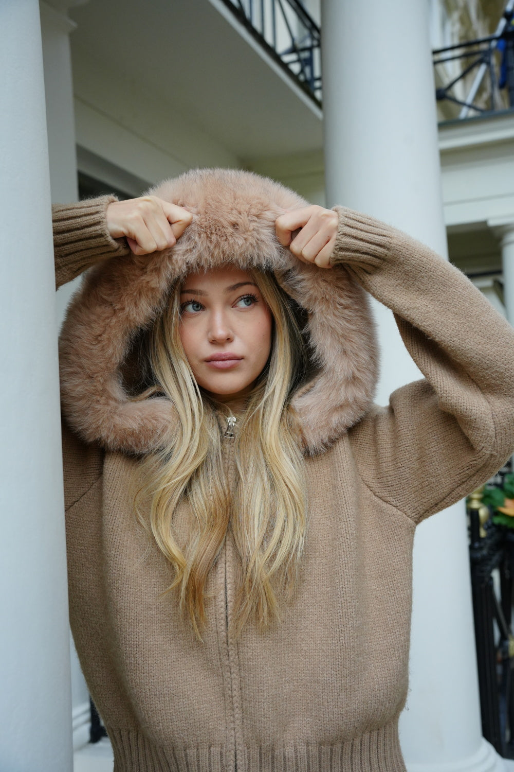 MEGAN - FUR TRIMMED CARDIGAN