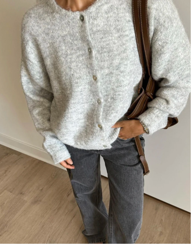 ALICE - KNITTED BUTTONED CARDIGAN