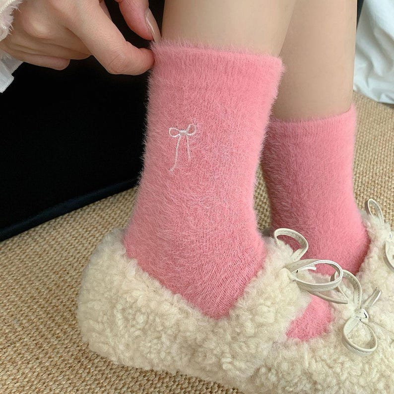 EVIE - 4 PACK BOW SLIPPER SOCKS