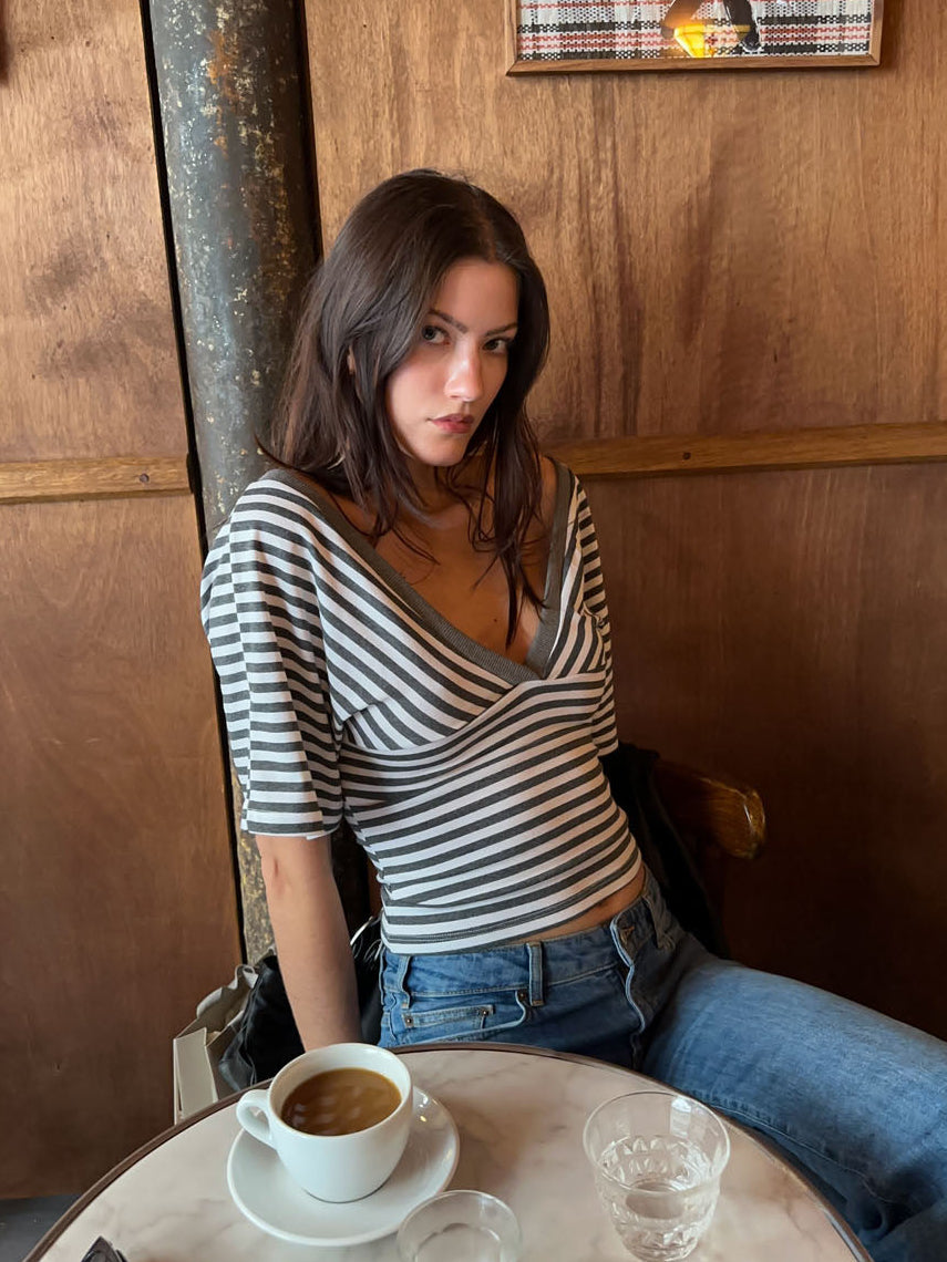 ANNIE - STRIPED V NECK TOP
