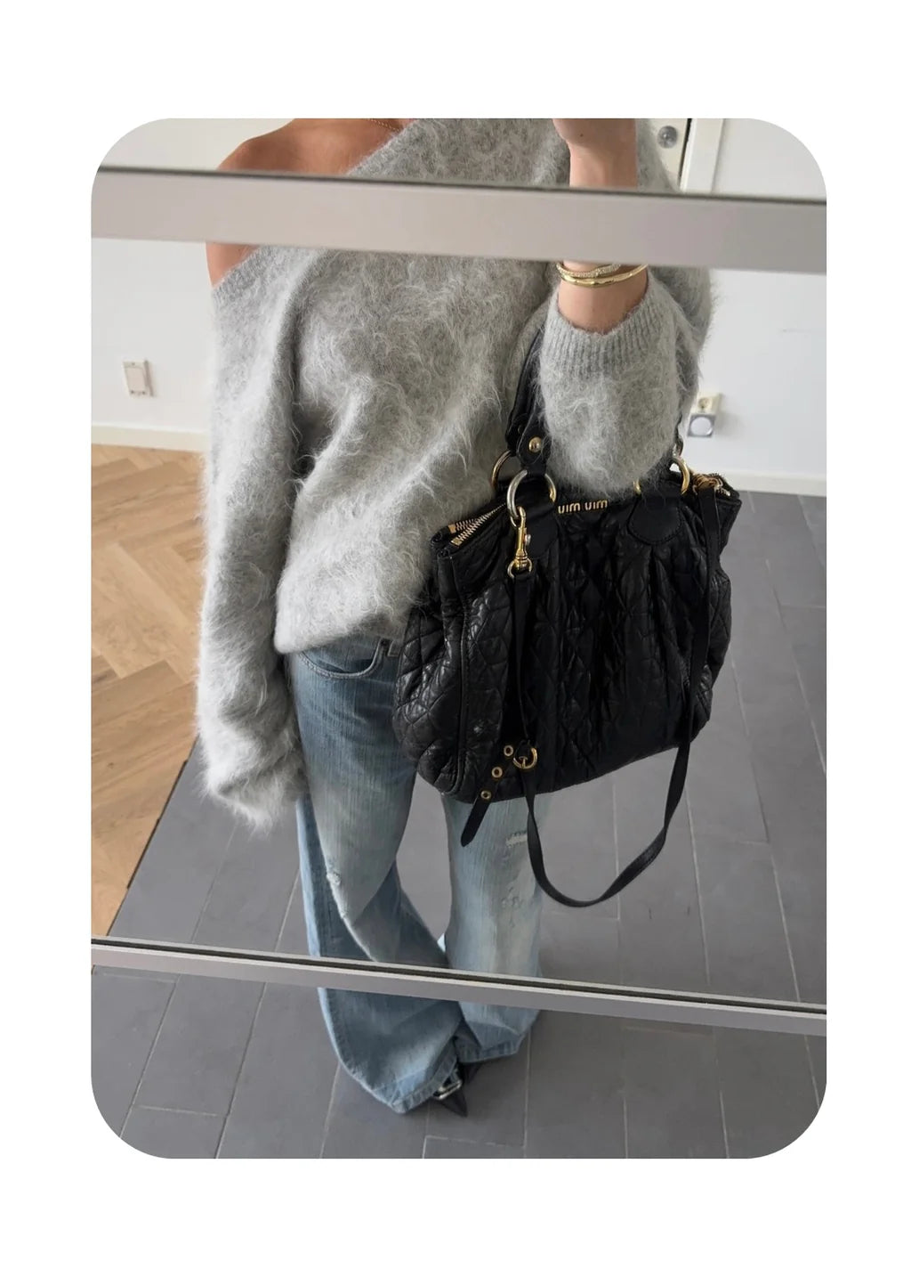 AMI - ONE SHOULDER KNITTED JUMPER