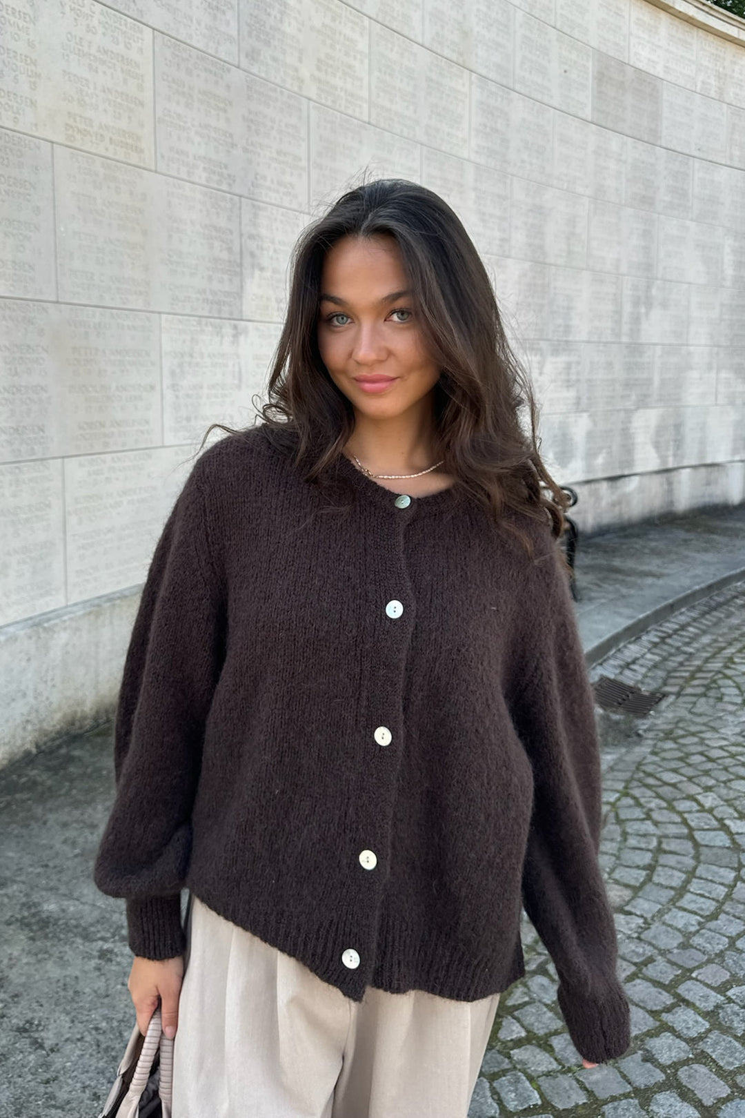 ALICE - KNITTED BUTTON CARDIGAN